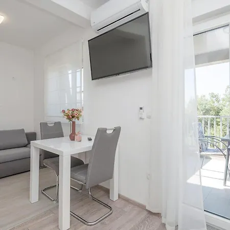 Amazing In With Wifi Apartment Podaca